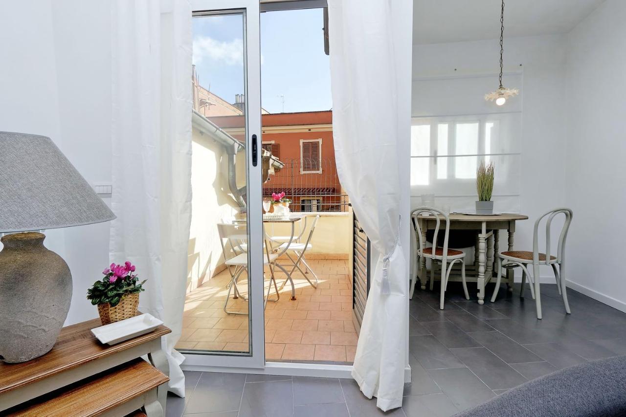 Monti Charming Apartment - Rome Short Let Service Εξωτερικό φωτογραφία
