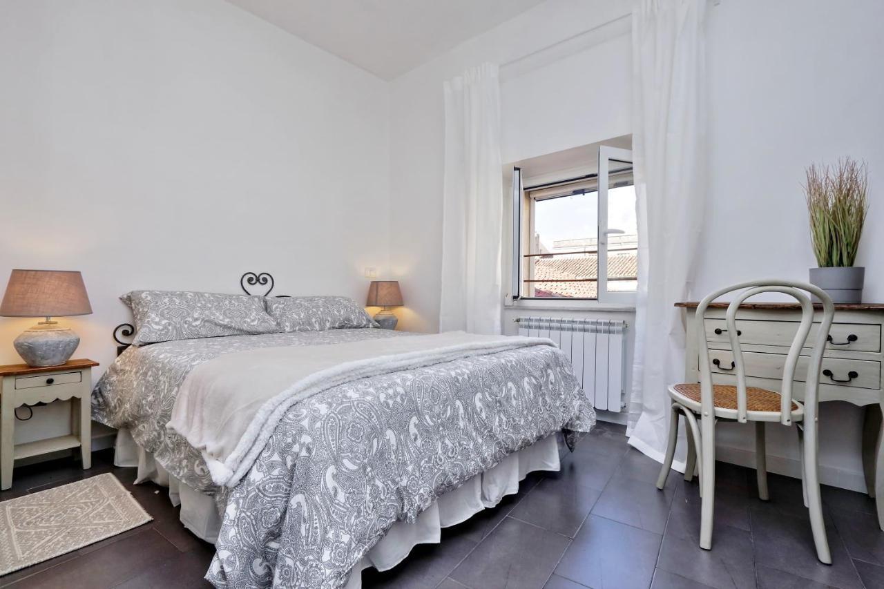 Monti Charming Apartment - Rome Short Let Service Εξωτερικό φωτογραφία